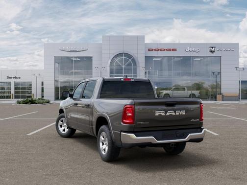Granite Crystal Clearcoat Metallic 2026 RAM 1500 Big Horn/Lone Star