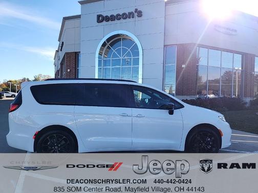 2025 Chrysler Pacifica Limited