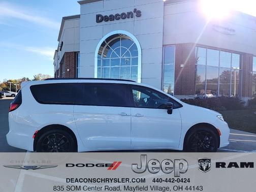 2025 Chrysler Pacifica Limited