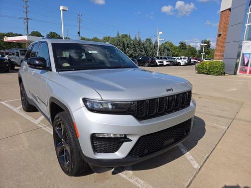 Silver Zynith 2024 Jeep Grand Cherokee Limited