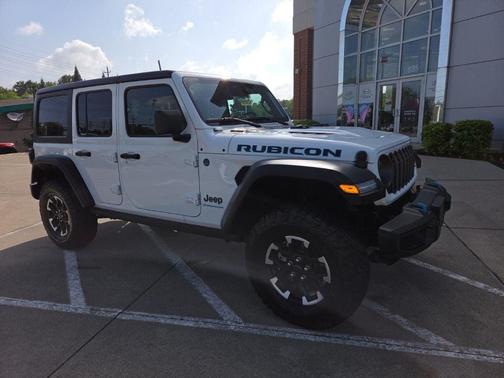 Bright White Clearcoat 2025 Jeep Wrangler 4xe Rubicon