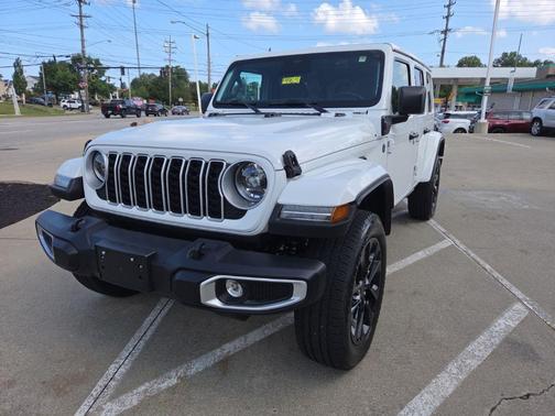 Bright White Clearcoat 2025 Jeep Wrangler 4xe Sahara