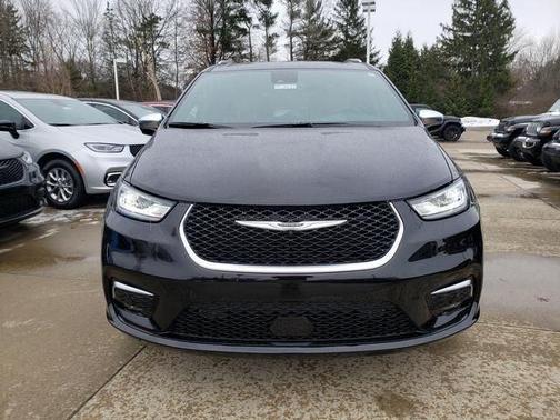 2026 Chrysler Pacifica Pinnacle