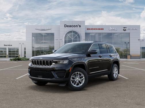 Diamond Black 2026 Jeep Grand Cherokee Laredo