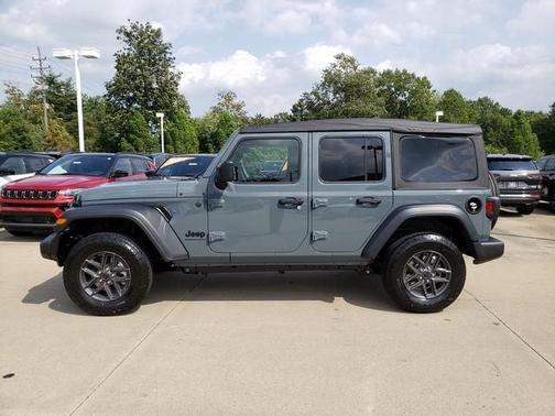 Anvil Clearcoat 2025 Jeep Wrangler Sport