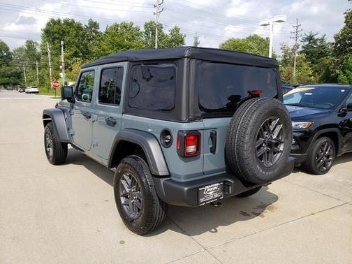 Anvil Clearcoat 2025 Jeep Wrangler Sport