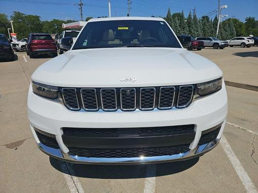 Bright White Clearcoat 2025 Jeep Grand Cherokee L Limited