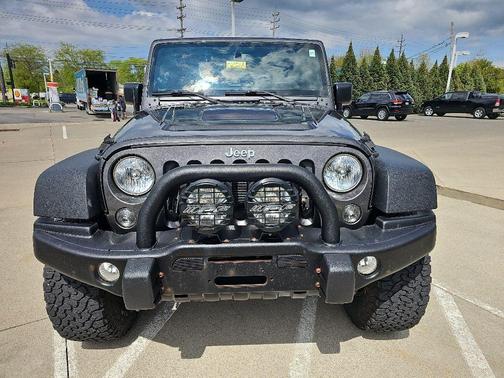 Granite Crystal Clearcoat Metallic 2018 Jeep Wrangler JK Unlimited Sport