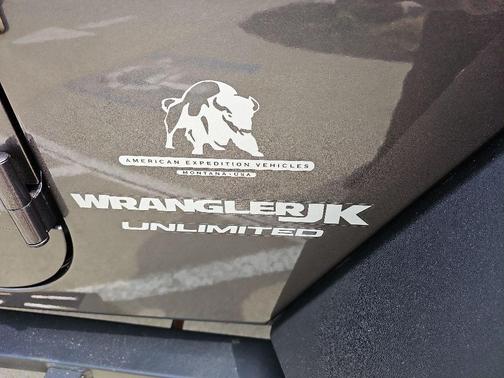 Granite Crystal Clearcoat Metallic 2018 Jeep Wrangler JK Unlimited Sport