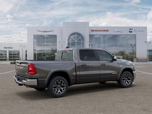 Granite Crystal Clearcoat Metallic 2026 RAM 1500 Laramie