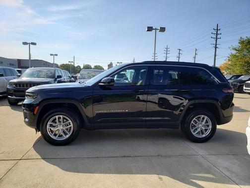 2025 Jeep Grand Cherokee Laredo X