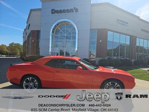 Go Mango! 2021 Dodge Challenger R/T