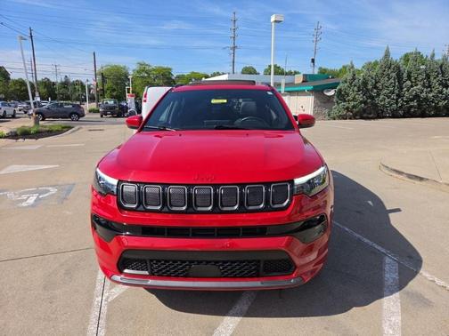 Redline Pearlcoat 2022 Jeep Compass Limited