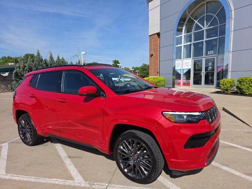 Redline Pearlcoat 2022 Jeep Compass Limited