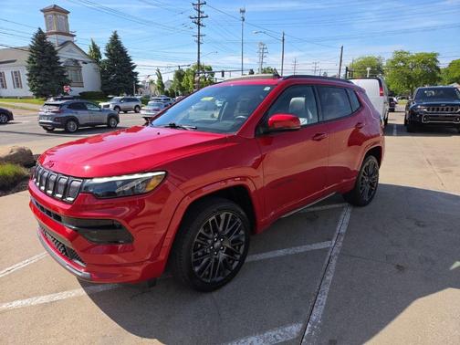 Redline Pearlcoat 2022 Jeep Compass Limited