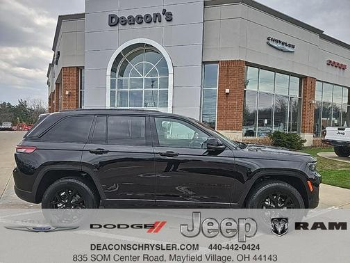 2024 Jeep Grand Cherokee Laredo