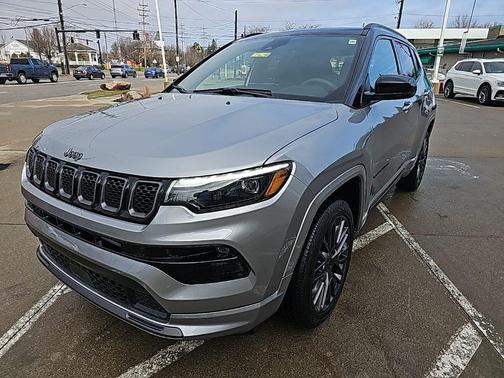 2023 Jeep Compass Altitude