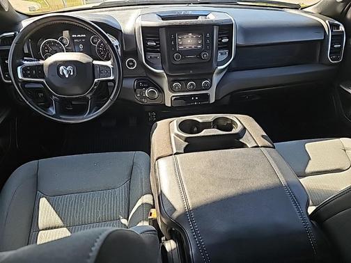 2024 RAM 1500 Big Horn/Lone Star