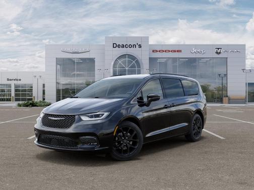 Diamond Black 2026 Chrysler Pacifica Select