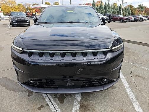 2024 Jeep Wagoneer S Launch Edition