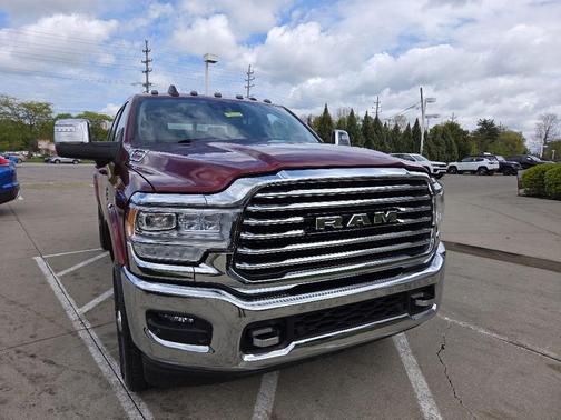 Delmonico Red Pearlcoat 2024 RAM 2500 Longhorn