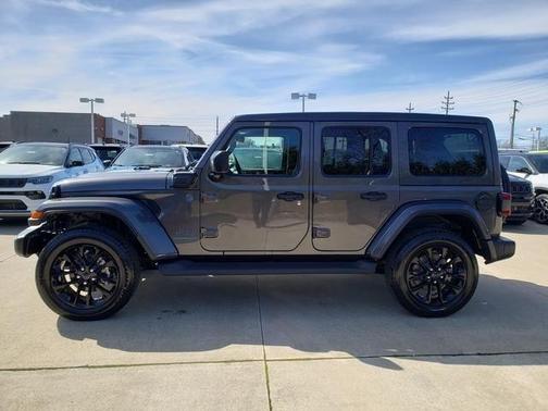 2025 Jeep Wrangler 4xe Sahara