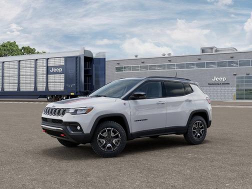 Bright White Clearcoat 2026 Jeep Compass Trailhawk