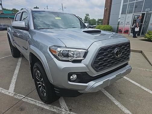2022 Toyota Tacoma TRD Sport