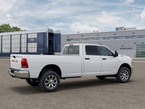 Bright White Clearcoat 2026 RAM 2500 Big Horn