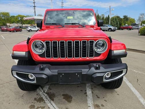 Firecracker Red Clearcoat 2025 Jeep Wrangler 4xe Sahara