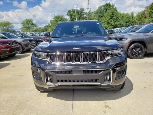 2025 Jeep Grand Cherokee Overland