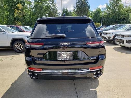2025 Jeep Grand Cherokee Overland