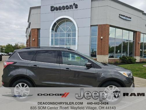 Magnetic 2018 Ford Escape SE