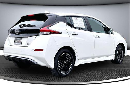 2024 Nissan Leaf SV PLUS