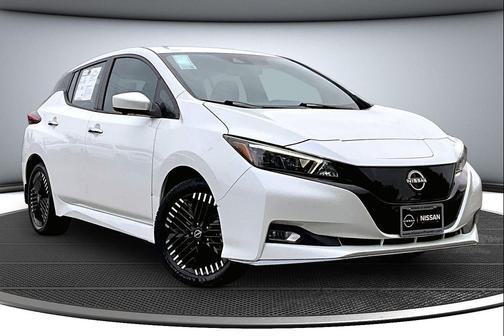 2024 Nissan Leaf SV PLUS
