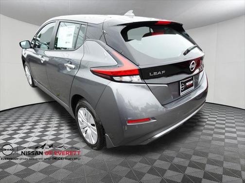 2025 Nissan Leaf S