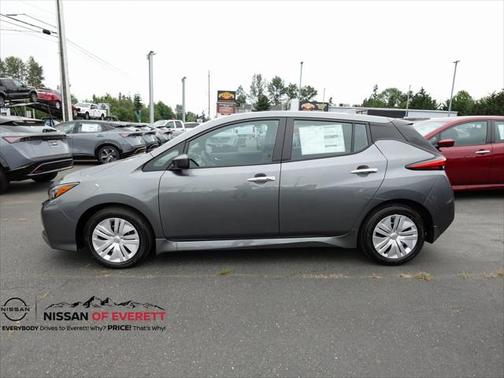 2025 Nissan Leaf S