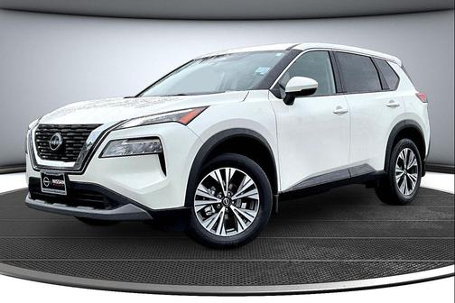 Pearl White Tricoat 2023 Nissan Rogue SV