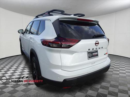 2025 Nissan Rogue Rock Creek