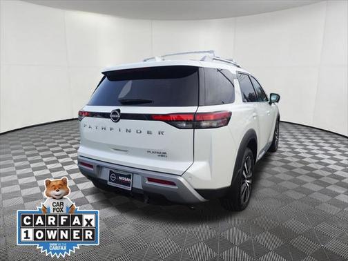 2024 Nissan Pathfinder Platinum 4WD