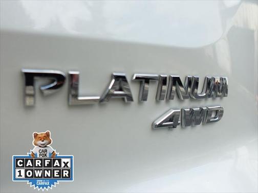 2024 Nissan Pathfinder Platinum 4WD