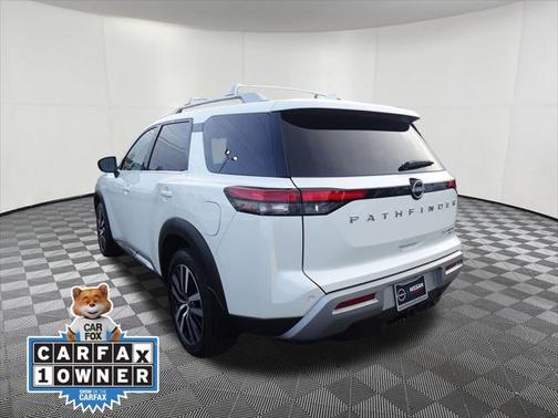 2024 Nissan Pathfinder Platinum 4WD