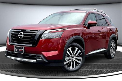 2025 Nissan Pathfinder Platinum 4WD