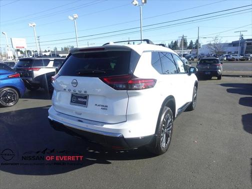 2025 Nissan Rogue Platinum