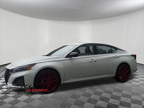 2023 Nissan Altima SR Intelligent AWD