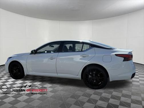 2023 Nissan Altima SR Intelligent AWD