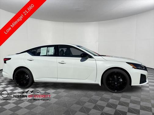 2023 Nissan Altima SR Intelligent AWD