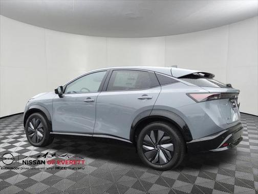 2025 Nissan ARIYA EVOLVE+