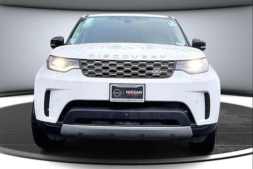 2024 Land Rover Discovery P300 S