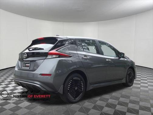 2025 Nissan Leaf SV PLUS